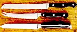 3 variants of the scalloped-edge knives