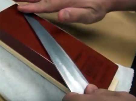 the fine art of sharpening a knife using a stone